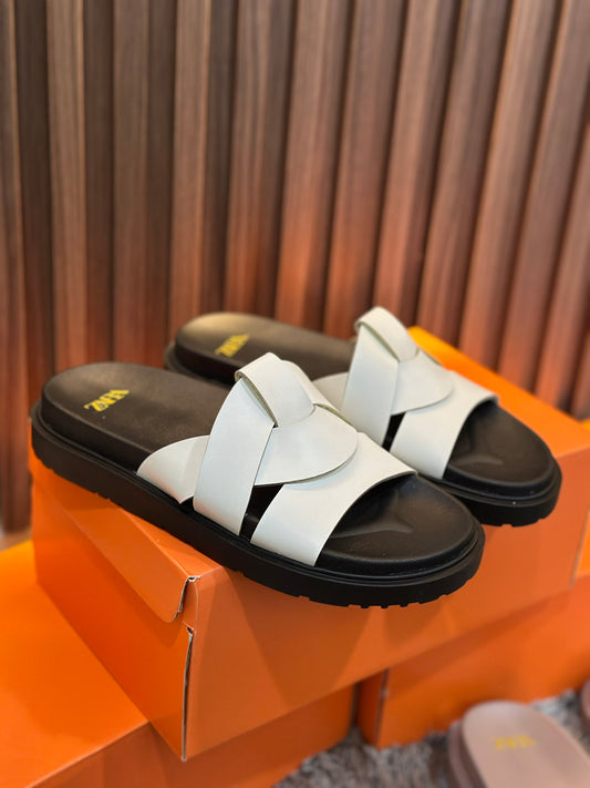 Sandales plates tressées – Style chic & confort absolu