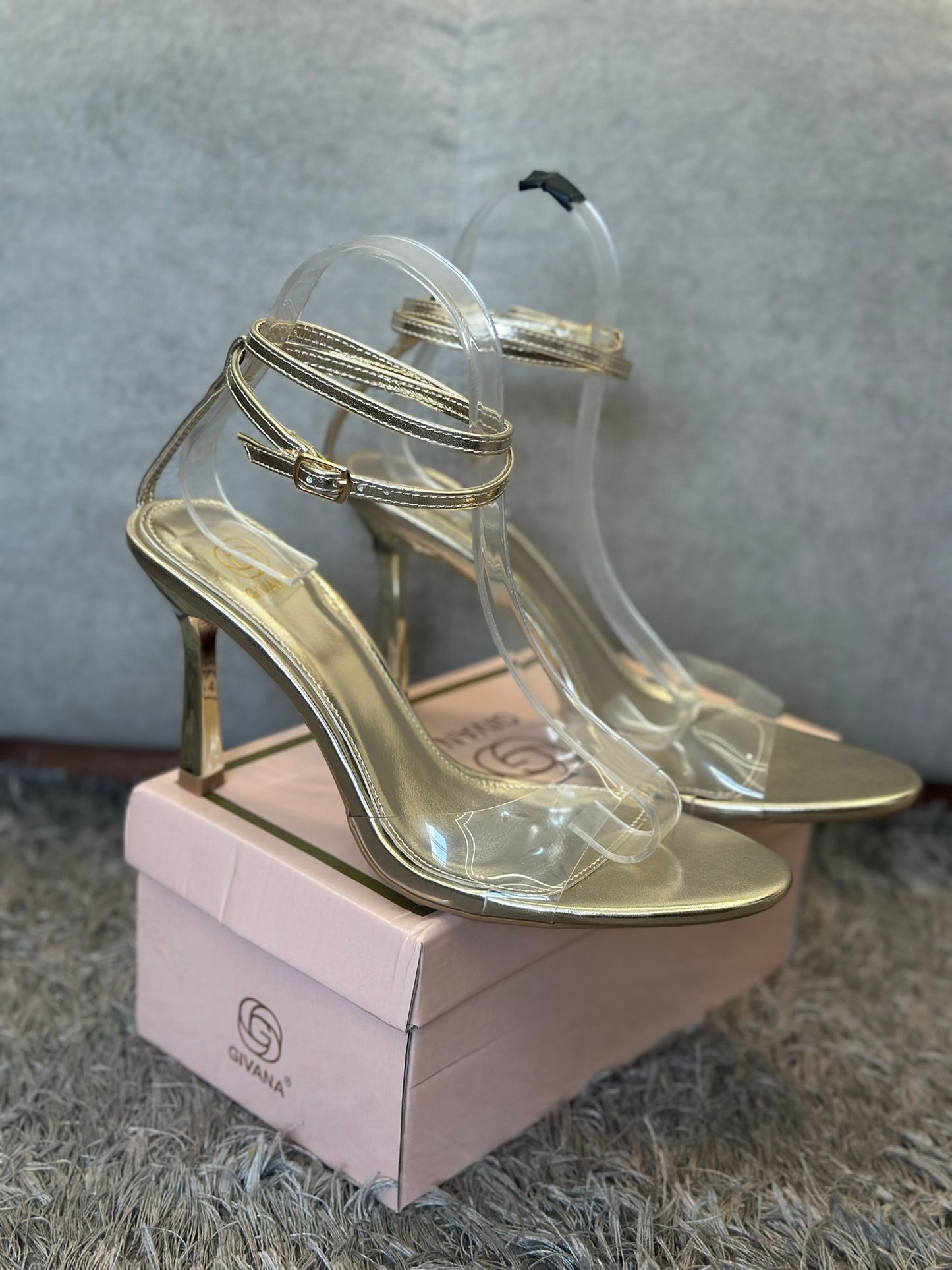 🖤 Sandales Élégantes à Talons – Noir ou Doré