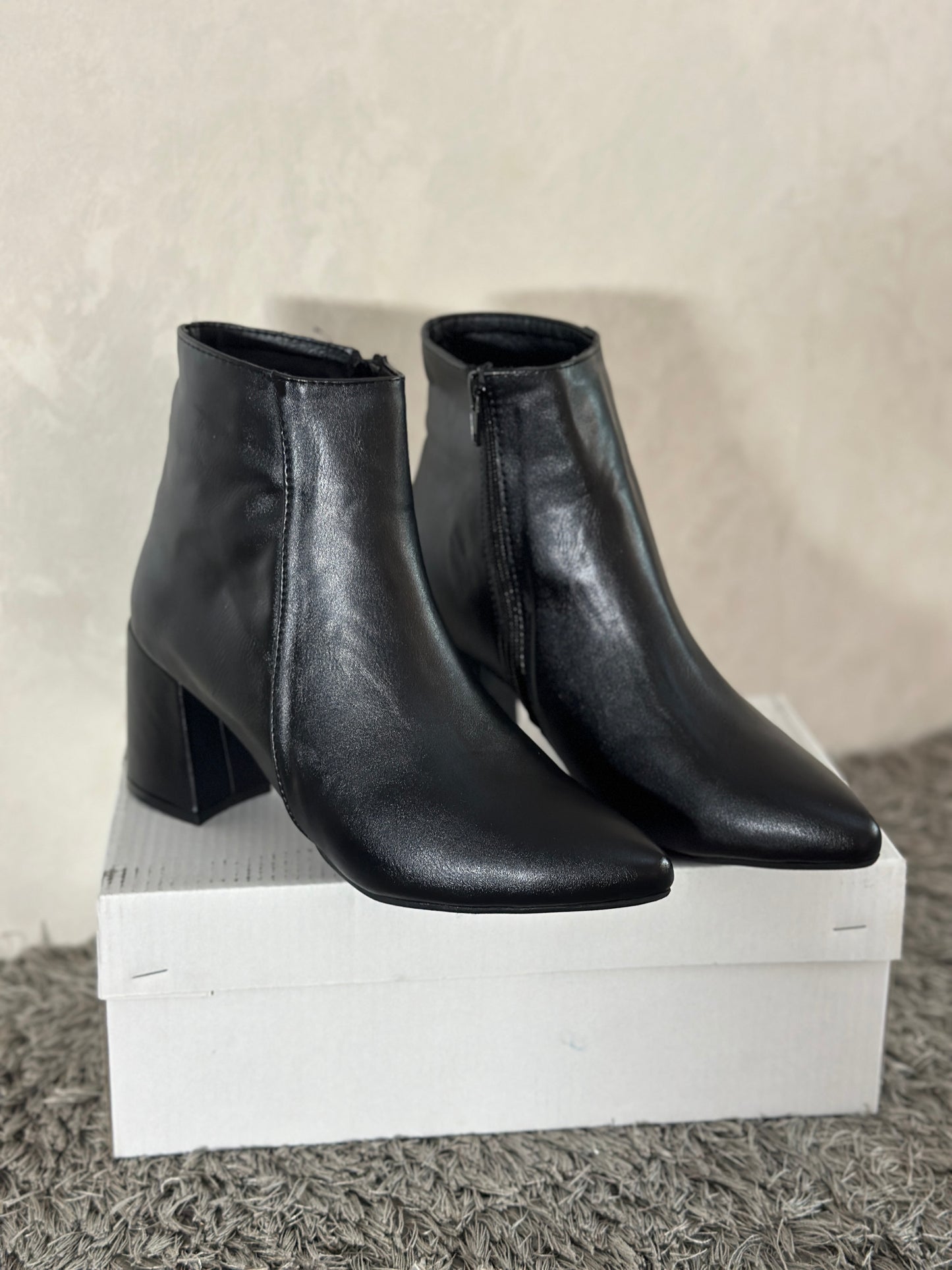Bottines Femme Chic – Talon Bloc Confort,  (Prix Abordable)